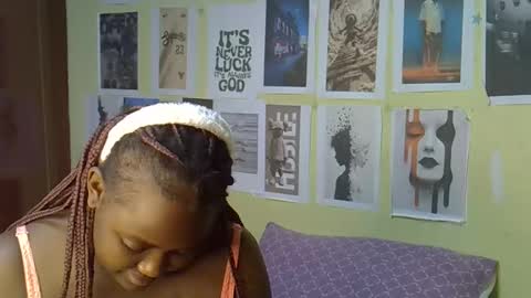 Snapshot of sexxykaree chatting on 04-25-26, 02:25 sexxykaree online show from 04-25-26, 02:25
