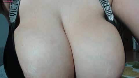 Snapshot of sexxymeriemm chatting on 02-03-25, 01:51 sexxymeriemm online show from 02-03-25, 01:51