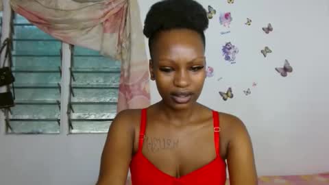 Snapshot of sexxypixie chatting on 04-06-26, 09:21 sexxypixie online show from 04-06-26, 09:21