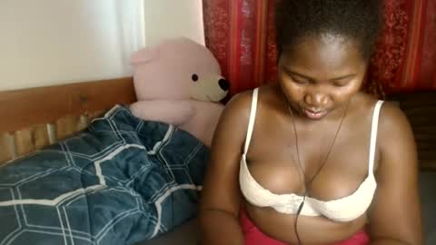 sexxypritty online show from 10-06-25, 07:39