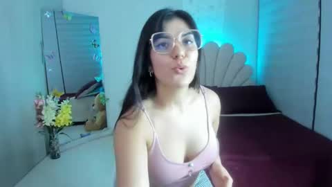 Snapshot of sexy_3512 chatting on 12-22-24, 03:00 LUXURY online show from 12-22-24, 03:00