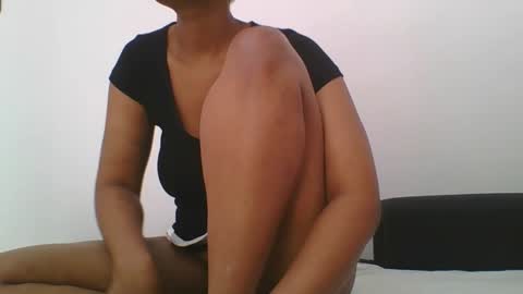 Snapshot of sexy__rhian chatting on 01-16-25, 04:38 sexy rhian online show from 01-16-25, 04:38