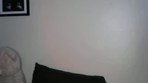 Snapshot of sexy_aluna chatting on 10-09-25, 05:22 sexy_aluna online show from 10-09-25, 05:22