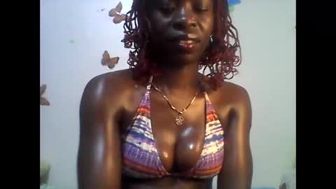 Snapshot of sexy_annbel chatting on 10-16-25, 12:28 Ann online show from 10-16-25, 12:28