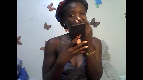 Snapshot of sexy_annbel chatting on 10-22-25, 10:37 Ann online show from 10-22-25, 10:37