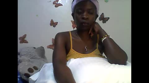 Snapshot of sexy_annbel chatting on 10-25-25, 10:26 Ann online show from 10-25-25, 10:26