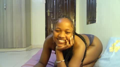 Snapshot of sexy_ariana_2 chatting on 02-07-25, 04:03 Ariana online show from 02-07-25, 04:03