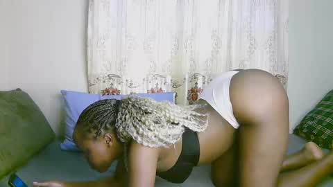 Snapshot of sexy_ariana_2 chatting on 03-06-25, 09:58 Ariana online show from 03-06-25, 09:58