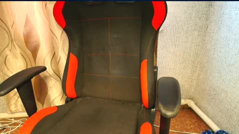 Jessica  Face only in pvt or in snapchat Dont ask more.... online show from 02-10-25, 09:58