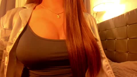 Snapshot of sexy_asian_sandy chatting on 03-22-26, 05:44 sandy online show from 03-22-26, 05:44