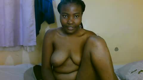 Snapshot of sexy_banice chatting on 06-12-26, 07:07 sexy_banice online show from 06-12-26, 07:07