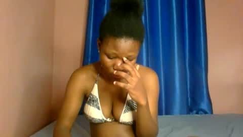 Snapshot of sexy_bellah1 chatting on 06-07-26, 09:51 bellah online show from 06-07-26, 09:51