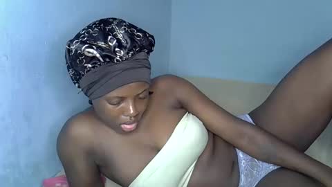 sexy_berry01 online show from 03-08-26, 12:53