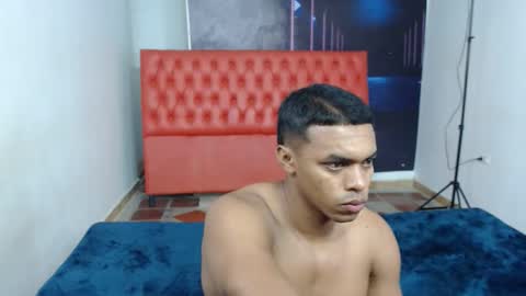 Snapshot of sexy_bigcock01 chatting on 12-14-24, 02:23 sexy_bigcock01 online show from 12-14-24, 02:23