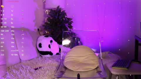 Snapshot of sexy_blonde_doll chatting on 02-23-25, 11:25 Lina online show from 02-23-25, 11:25