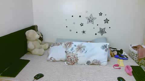 sexy_bluegirl online show from 01-06-26, 07:39