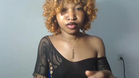 Snapshot of sexy_bluey247 chatting on 04-16-26, 02:29 sexy_bluey247 online show from 04-16-26, 02:29
