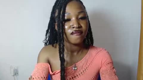 sexy_bluey247 online show from 06-13-26, 03:37