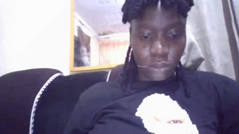 sexy_butty01 online show from 04-01-26, 06:38