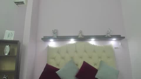 sexy_candy18x online show from 02-10-26, 12:48