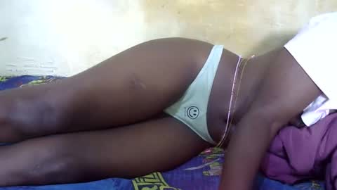 Snapshot of sexy_candy9 chatting on 12-16-25, 08:08 sexy_candy9 online show from 12-16-25, 08:08