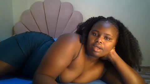 Snapshot of sexy_corn chatting on 05-21-26, 07:37 Connie online show from 05-21-26, 07:37