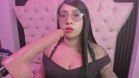  C R I S T A L  online show from 06-04-26, 09:10
