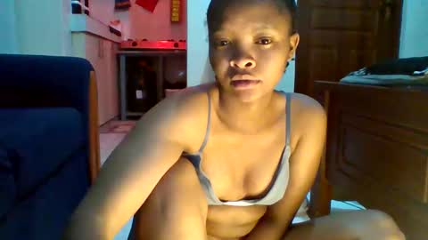Snapshot of sexy_dianaa chatting on 05-12-26, 08:39 sexy_dianaa online show from 05-12-26, 08:39