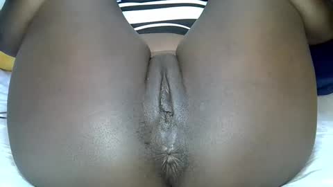 Snapshot of sexy_esther92 chatting on 12-05-25, 11:19 sexy_esther92 online show from 12-05-25, 11:19