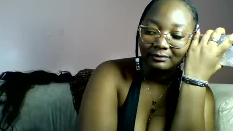 Snapshot of sexy_helle chatting on 07-15-26, 12:54 sexy_helle online show from 07-15-26, 12:54
