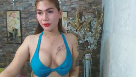 Snapshot of sexy_hotizzy chatting on 01-12-25, 12:55 izzy hot28 online show from 01-12-25, 12:55