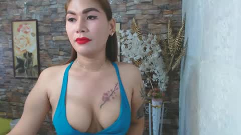 Snapshot of sexy_hotizzy chatting on 01-19-25, 03:18 izzy hot28 online show from 01-19-25, 03:18