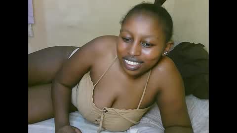 sexy_latasha online show from 12-01-25, 08:36