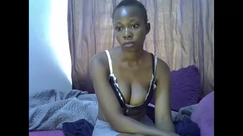 Snapshot of sexy_leila3 chatting on 05-17-26, 09:06 kayla online show from 05-17-26, 09:06