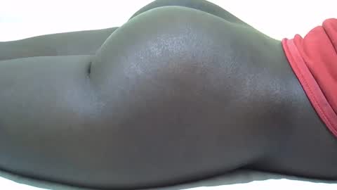 Snapshot of sexy_loner07 chatting on 10-28-25, 05:55 Loner online show from 10-28-25, 05:55