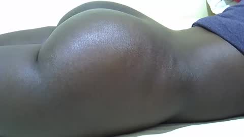 Snapshot of sexy_loner07 chatting on 11-04-25, 06:12 Loner online show from 11-04-25, 06:12