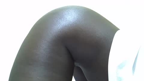 Snapshot of sexy_loner07 chatting on 11-21-25, 06:01 Loner online show from 11-21-25, 06:01