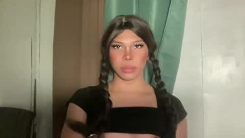 Nicole online show from 05-11-26, 05:13