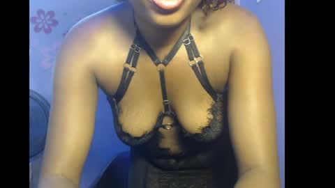 Snapshot of sexy_mariax chatting on 05-23-26, 02:21 Debby online show from 05-23-26, 02:21