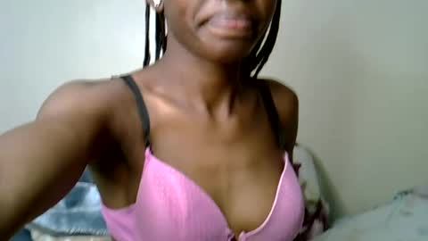 Snapshot of sexy_marrie chatting on 07-14-26, 06:57 marie online show from 07-14-26, 06:57