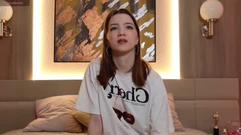 Snapshot of sexy_me_bb chatting on 11-03-25, 01:23 Alison online show from 11-03-25, 01:23