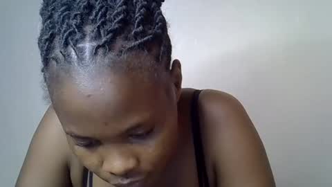 Molyne online show from 04-20-26, 06:20