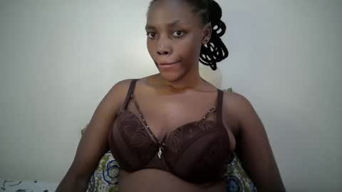 Snapshot of sexy_muna2 chatting on 05-03-26, 12:33 sexy_muna2 online show from 05-03-26, 12:33