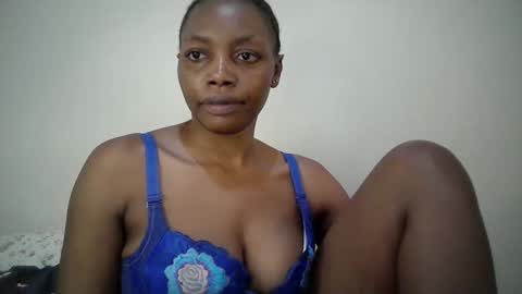 Snapshot of sexy_muna2 chatting on 05-10-26, 01:05 sexy_muna2 online show from 05-10-26, 01:05