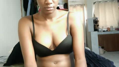 Nyla online show from 04-02-26, 07:17