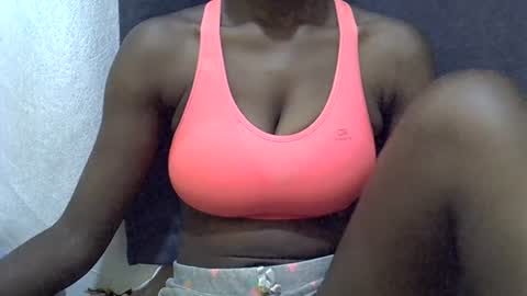 sexy_peach4 online show from 06-17-26, 10:06