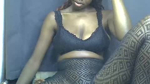 sexy_peach4 online show from 07-18-26, 10:24