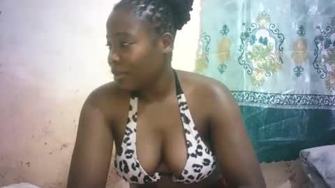 Snapshot of sexy_sandrah chatting on 06-09-26, 09:43 sexy_sandrah online show from 06-09-26, 09:43