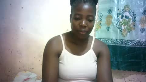 Snapshot of sexy_sandrah chatting on 06-16-26, 12:30 sexy_sandrah online show from 06-16-26, 12:30