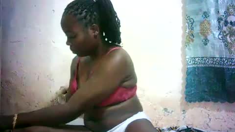 Snapshot of sexy_sandrah chatting on 07-05-26, 02:46 sexy_sandrah online show from 07-05-26, 02:46